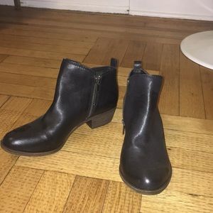 Lucky Brand Women’s Basel booties